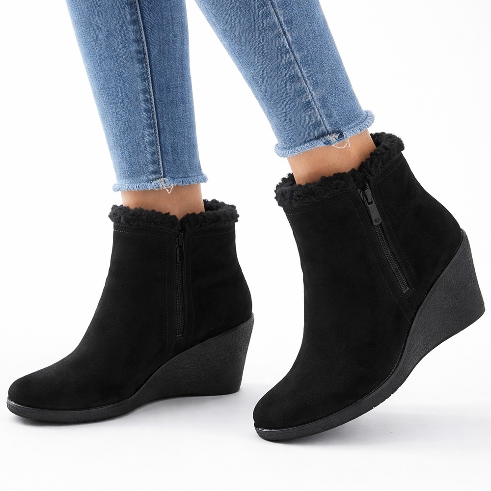 Cole Haan Michelle Black Wedge Waterproof Suede Ankle Boots Women’s Size 7